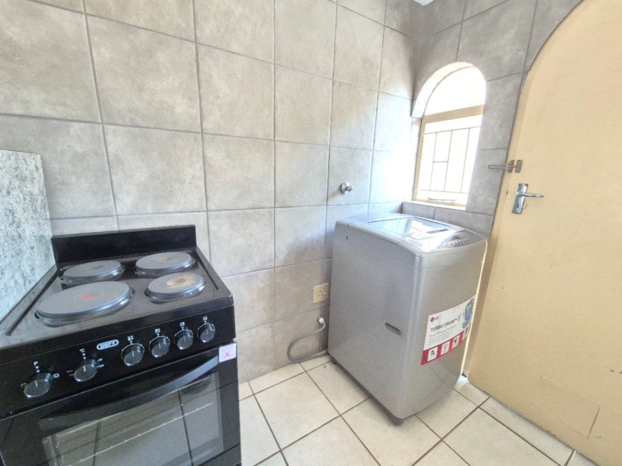 2 Bedroom Property for Sale in Heuwelsig Free State